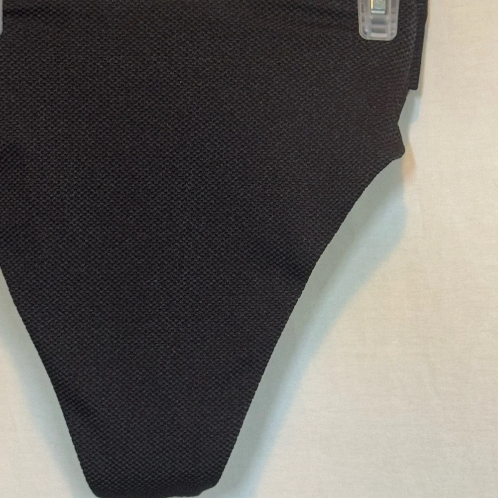 AA-554 Aerie NWOT High Cut Cheeky‎ Twisted Front Black Bikini Bottoms Size XS